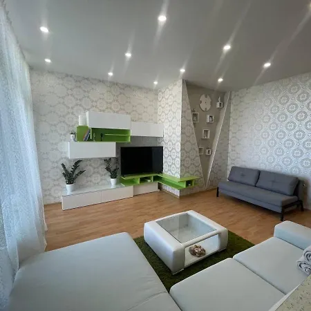 Quiet 1br In Serene Neighborhood *